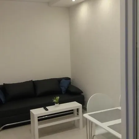 Jelincic דירה פוסטיר